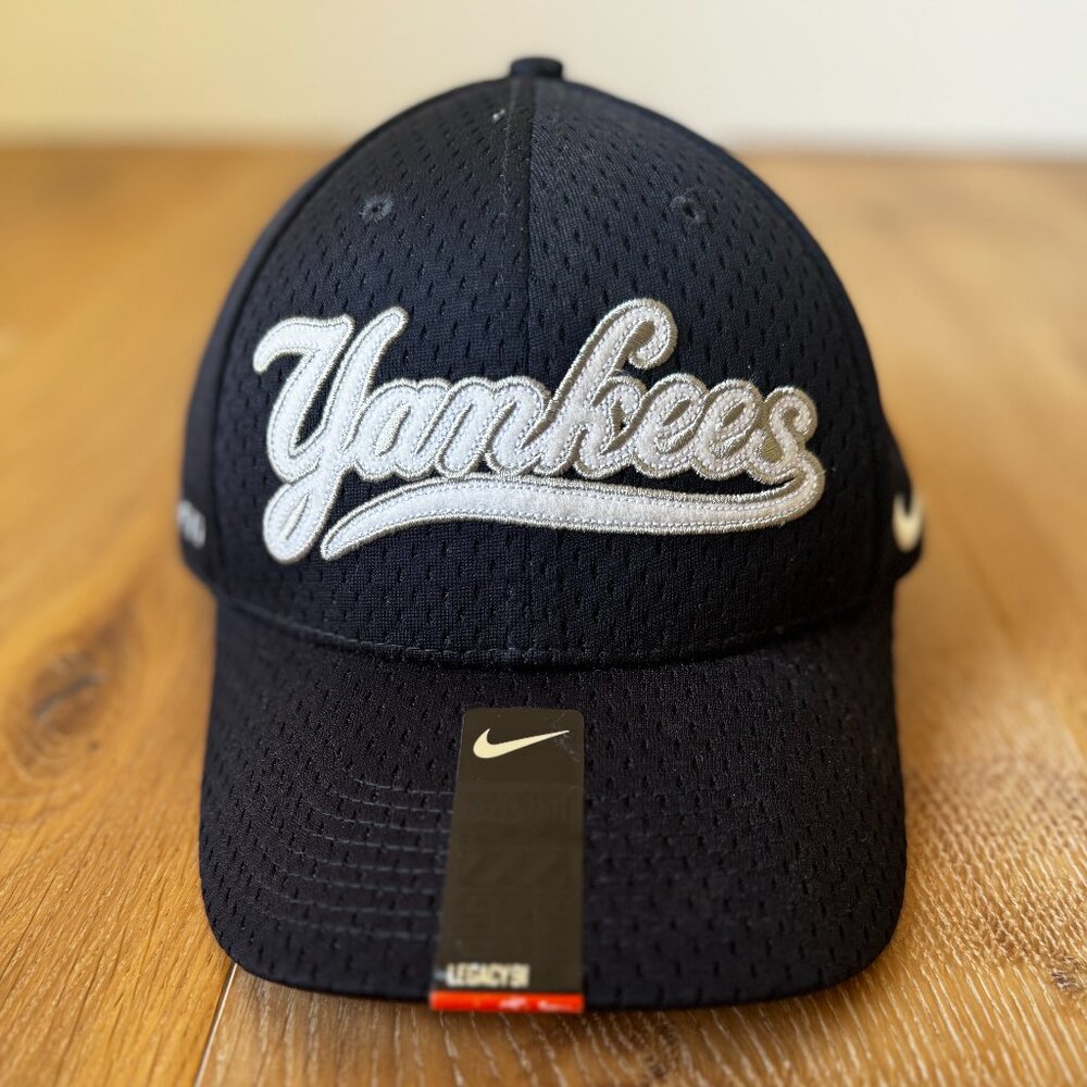 NIKE NY YANKEES LEGACY91 NAVY MESH BASEBALL HAT DRI FIT STRETCH FIT MLB